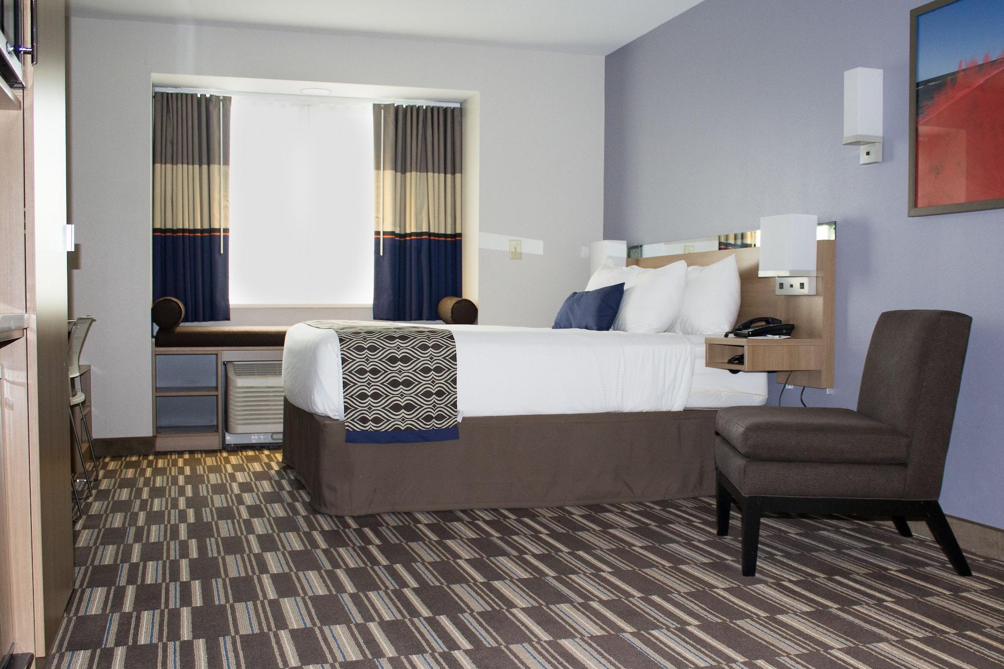 Microtel Inn & Suites By Wyndham - Penn Yan Exterior photo